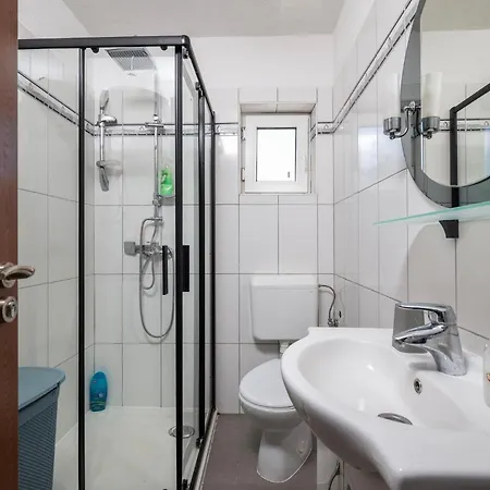 別荘 2 Bedroom Cozy In *