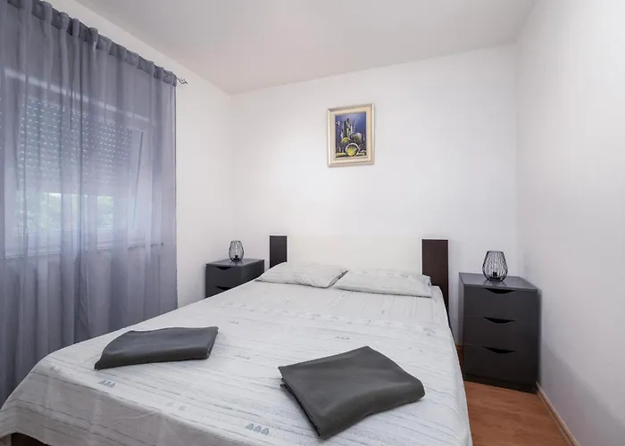 2 Bedroom Cozy In 別荘